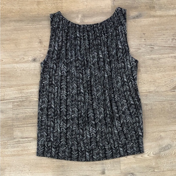 LOFT XSP Sleeveless Tank Top - Picture 3 of 4